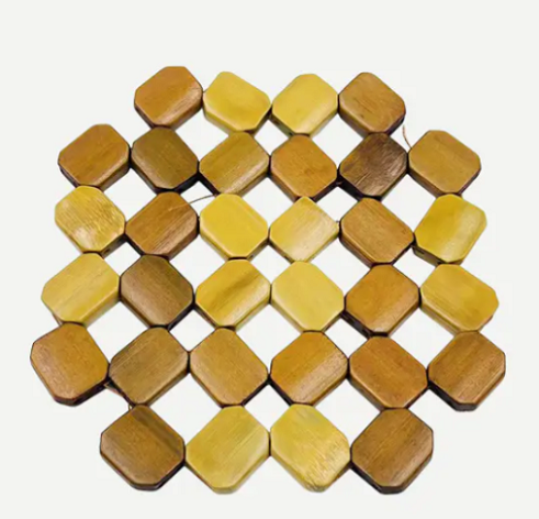 Kako se zalihe drvenih prostirki razlikuju od ostalih materijala u pogledu izdržljivosti i fleksibilnosti?